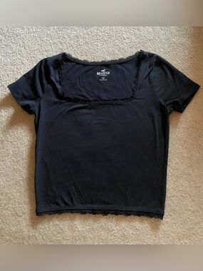 Hollister Black Short-Sleeve Square Neck Lace-Trim Top